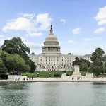 Capitol Hill 1 With Rooftop
